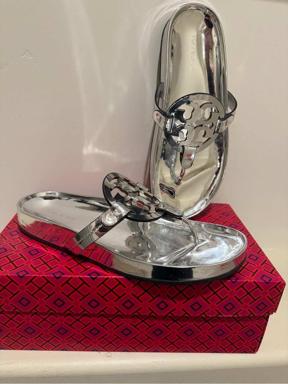 Tory Burch Metallic Silver Logo Thong Sandals - Picture 7 of 9